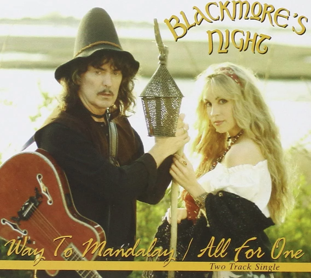 Группа Blackmore’s Night. Blackmore's Night обложки альбомов. Blackmore's Night Fires at Midnight 2001. Блэкморс Найт альбомы.