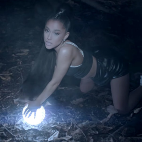 Ariana Grande, Nicki Minaj - The Light Is Coming ноты для фортепиано